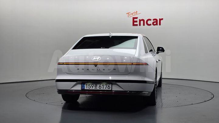 Hyundai Grandeur 2023 — 4