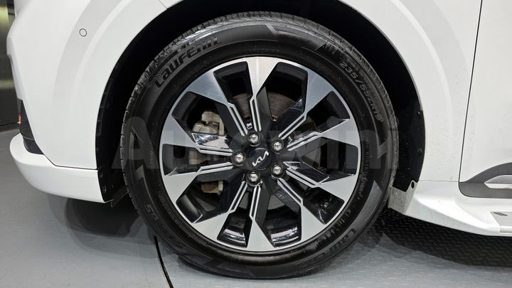 Kia Carnival 2022 — 5