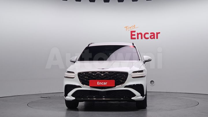 Genesis GV70 2025 — 3