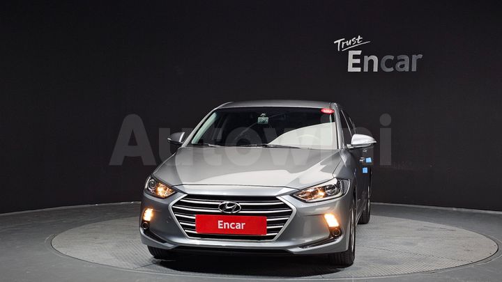 Hyundai Avante 2017 — 3