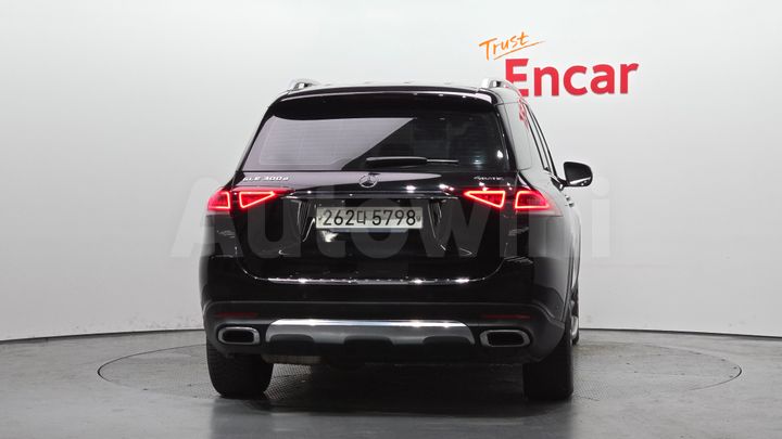 Mercedes Benz GLE Class 2019 — 4