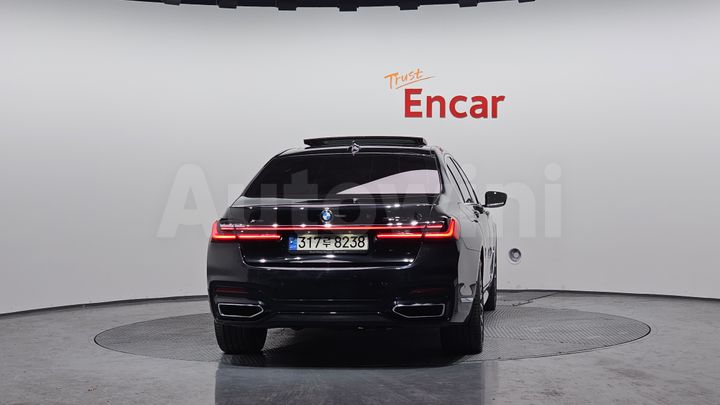 BMW 7 Series 2021 — 4
