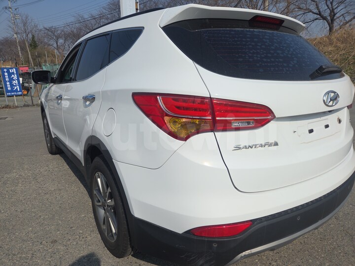 Hyundai SantaFe 2013 — 4