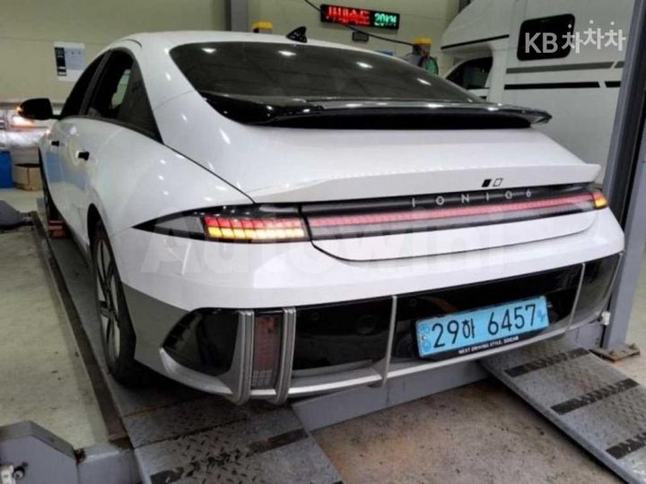 Hyundai Ioniq6