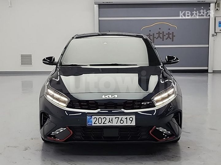 Kia K3 2024 — 2