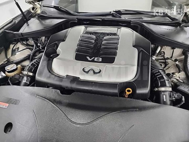 Infiniti M 2011 — 5