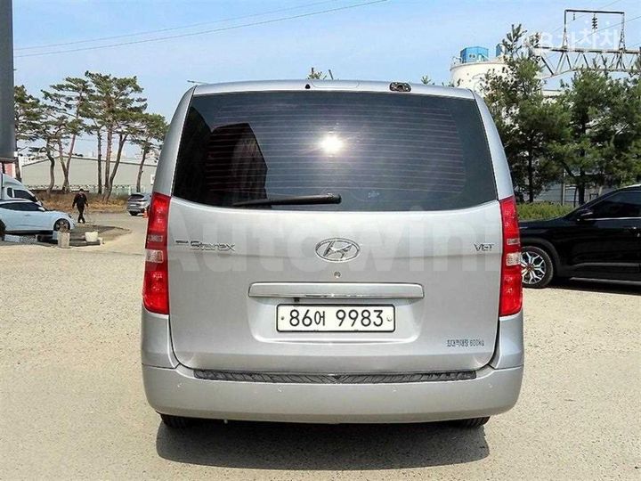 Hyundai Starex 2016 — 4