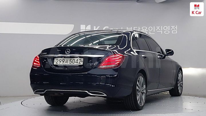 Mercedes-Benz C Class 2018 — 4