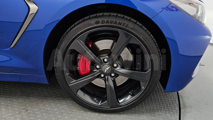 Genesis G70 2020 — 4