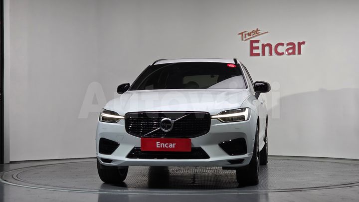 Volvo XC60 2021 — 3