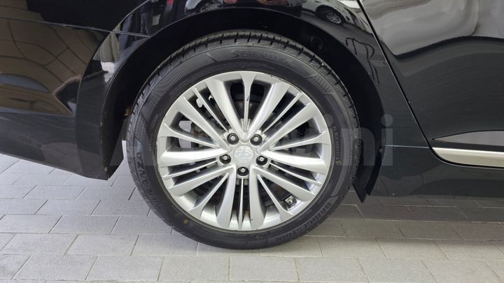 Hyundai Aslan 2015 — 5