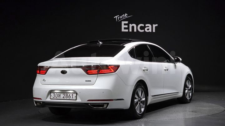 Kia K7 2017 — 2
