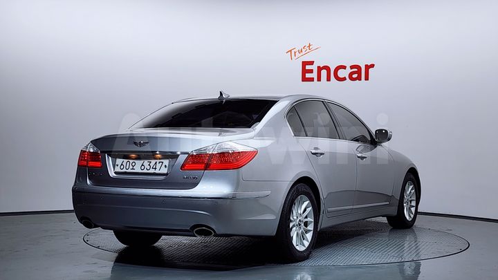 Hyundai Genesis 2011 — 2