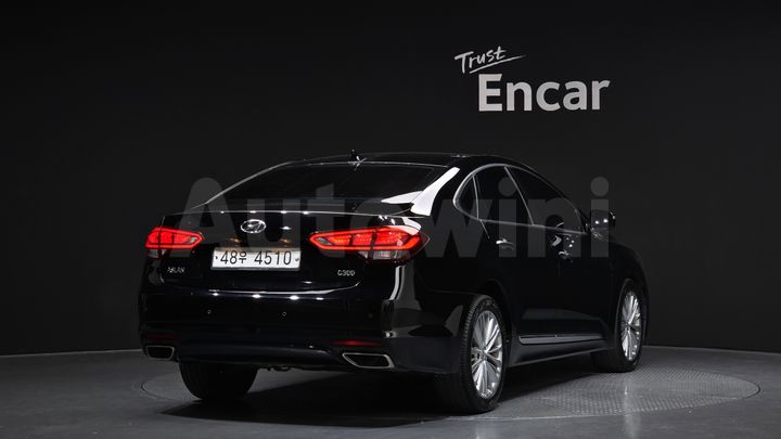 Hyundai Aslan 2015 — 2