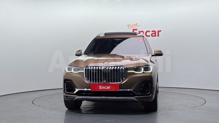 BMW X7 2020 — 3