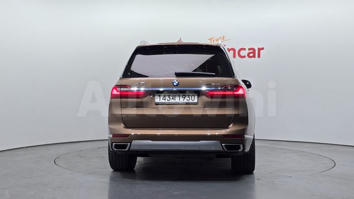 BMW X7 2020 — 4
