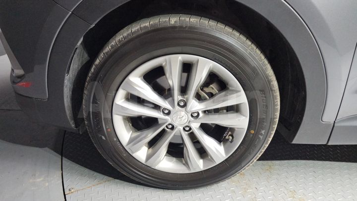 Hyundai SantaFe 2016 — 5