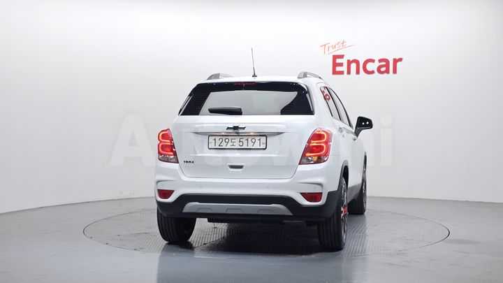 Chevrolet Trax 2020 — 4