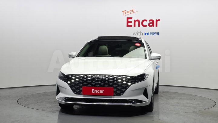 Hyundai Grandeur 2023 — 3