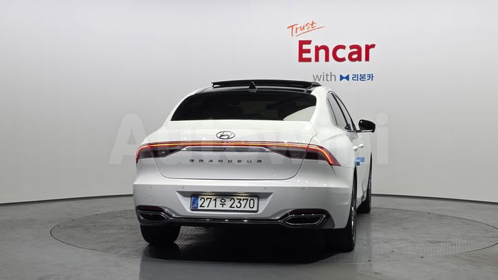 Hyundai Grandeur 2023 — 4