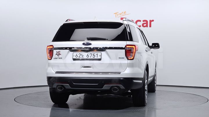 Ford Explorer 2019 — 4