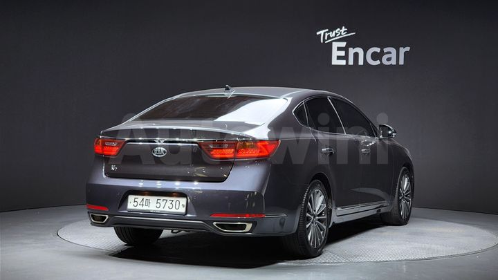 Kia K7 2017 — 2