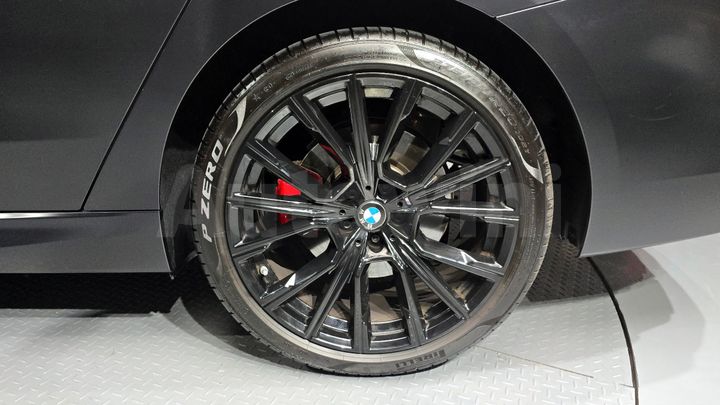BMW 6 Series 2024 — 5