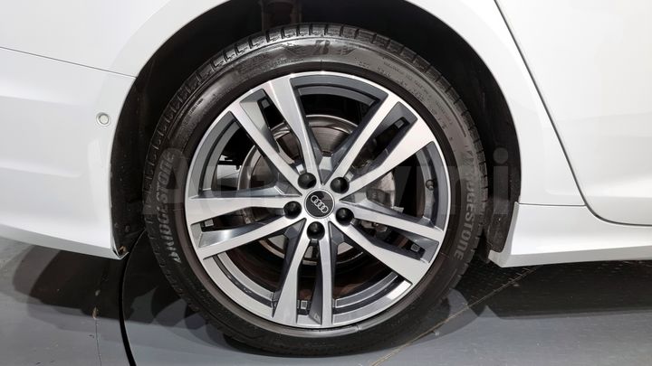 Audi A6 2022 — 5