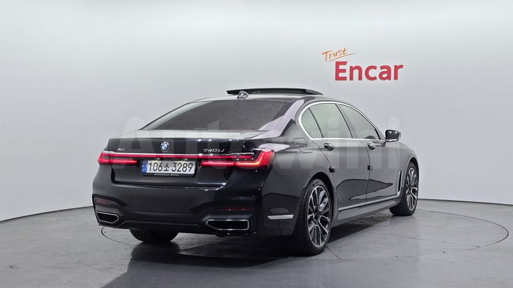BMW 7 Series 2021 — 2