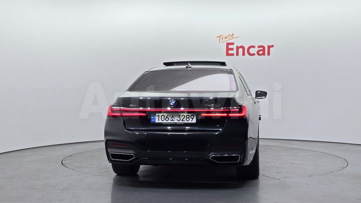 BMW 7 Series 2021 — 4