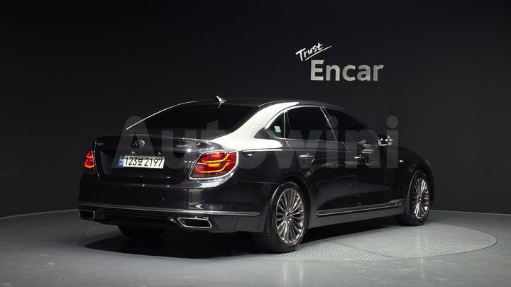 Kia K9 2019 — 2