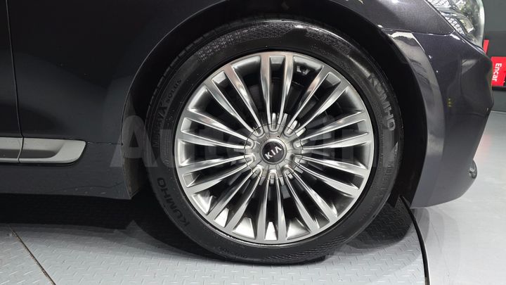 Kia K9 2019 — 5