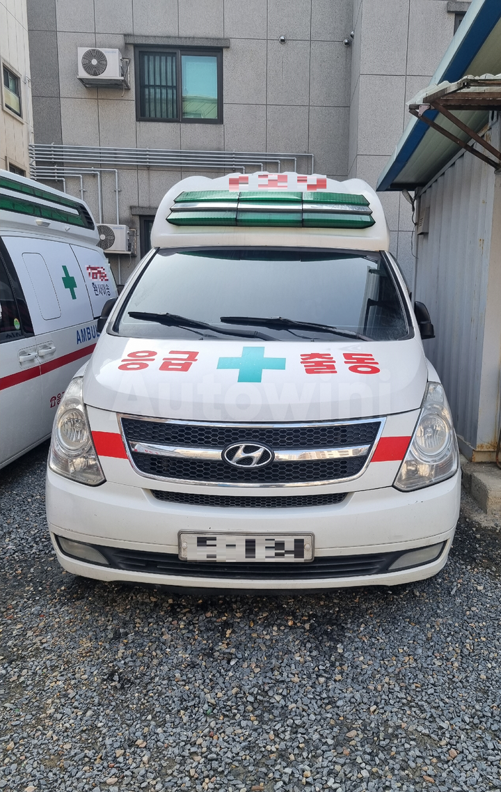 Hyundai Starex 2015 — 2