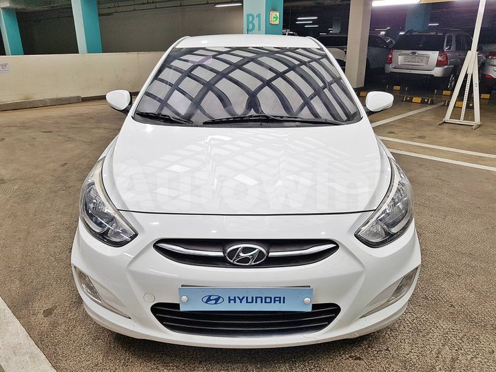 Hyundai Accent 2016 — 3