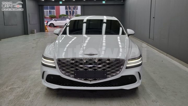 Genesis G80 2025 — 3