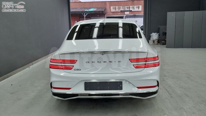 Genesis G80 2025 — 4