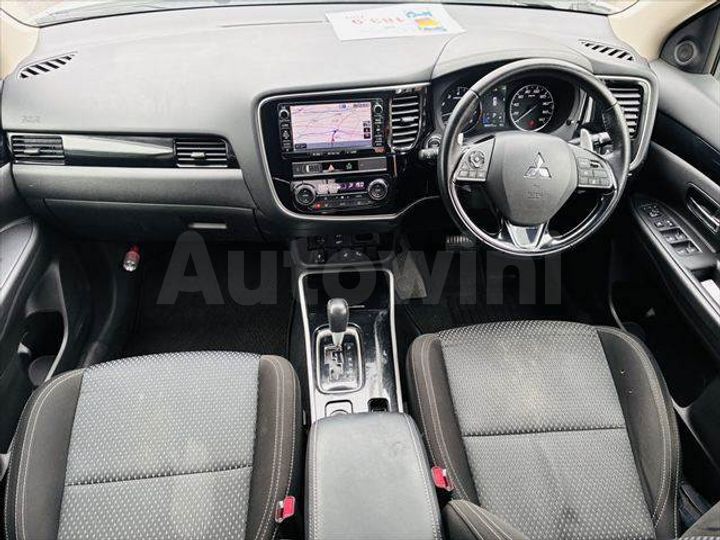 Mitsubishi Outlander 2018 — 3