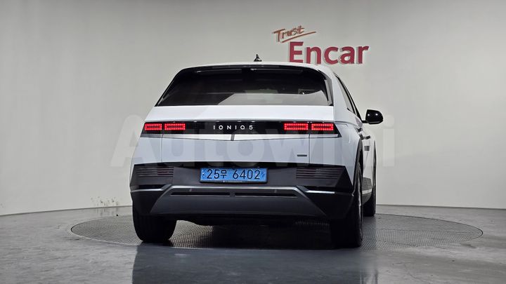 Hyundai Ioniq5 2022 — 3