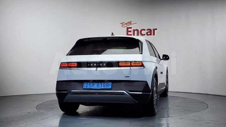 Hyundai Ioniq5 2022 — 3
