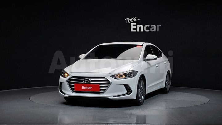 Hyundai Avante 2017 — 3