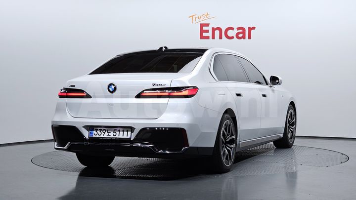 BMW 7 Series 2023 — 2
