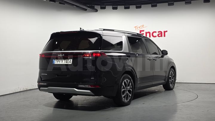 Kia Carnival 2022 — 2