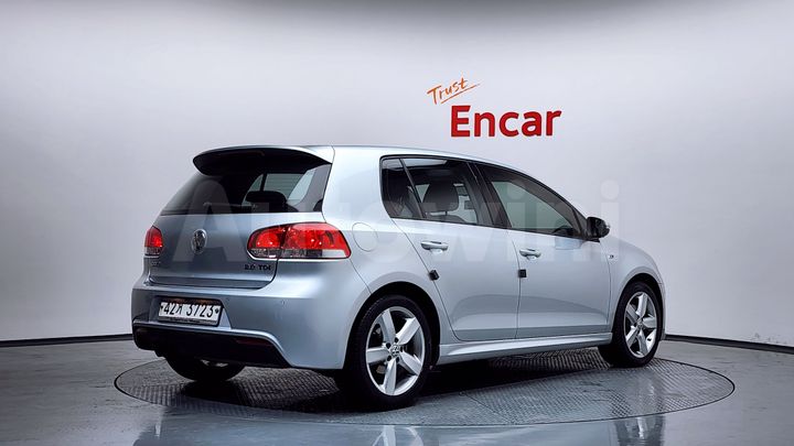 Volkswagen Golf 2013 — 2