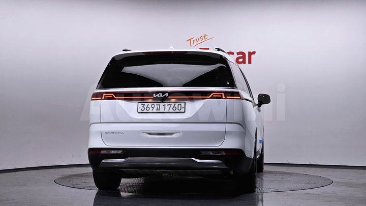 Kia Carnival 2022 — 4