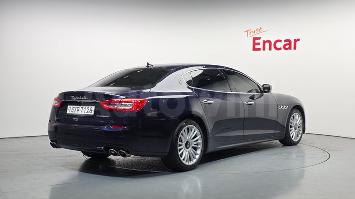 Maserati Quattroporte
