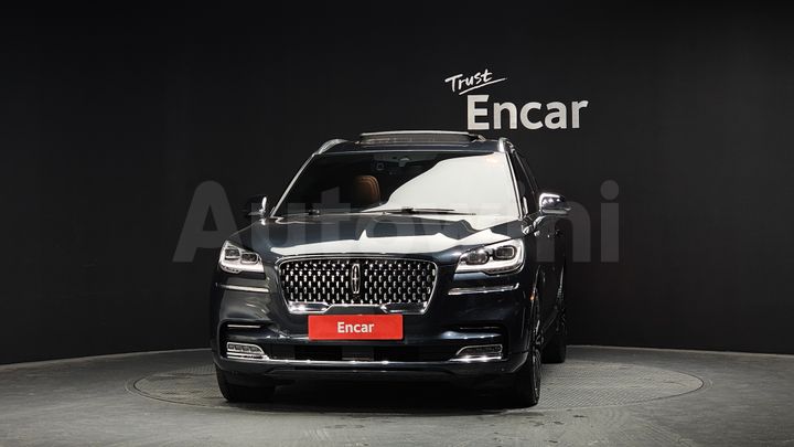 Lincoln Aviator 2020 — 3