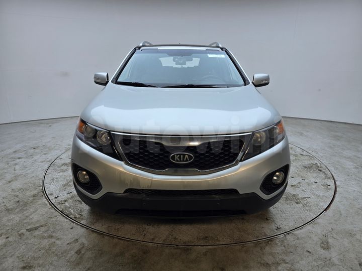 Kia Sorento 2010 — 2