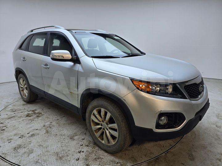 Kia Sorento 2010 — 3