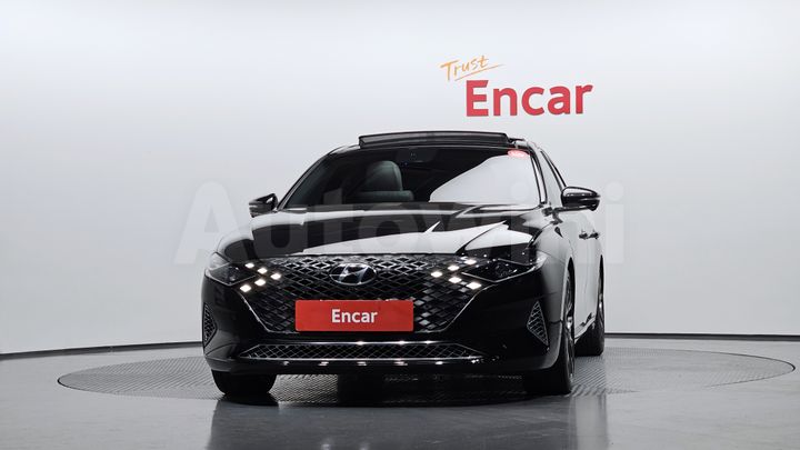 Hyundai Grandeur 2022 — 3
