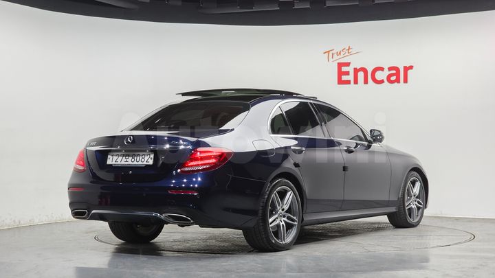 Mercedes Benz E Class 2020 — 3